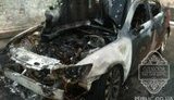 В Одессе девушке сожгли "Лексус" прямо у дома. ФОТОрепортаж