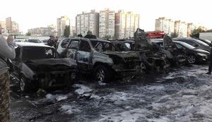Ночью в Киеве горела стоянка, - ГСЧС. ФОТОрепортаж