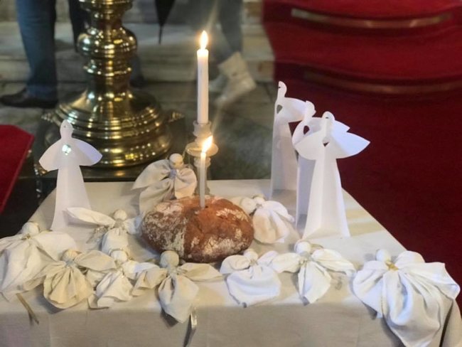 Літургію памяті Небесної Сотні відслужили в Стамбулі, - консульство 02