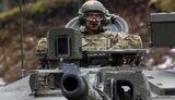 Принц Уильям проехался на танке возле границы с Россией в Эстонии