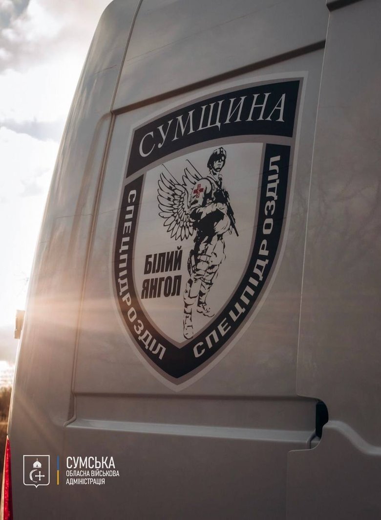 удар по эвакуационному автомобилю