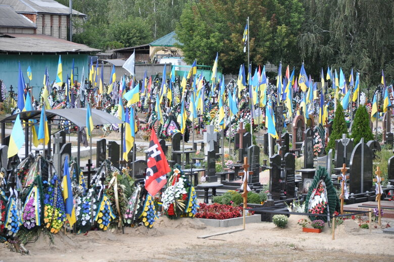 Kyiv. Alley of Heroes at Lysove cemetery. Rows of flags over Ukrainian soldiers’ graves 16