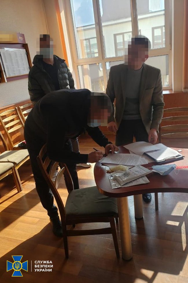 СБУ заблокировала масштабный механизм хищения дизтоплива в Укрзализныце: убытки могут достигать десятков миллионов гривен 02