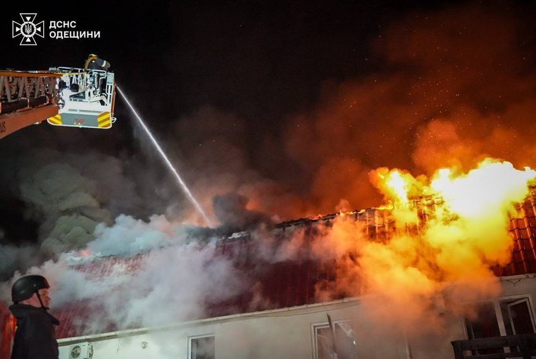 РФ атакувала Одесу: руйнування житла, загиблі та поранені