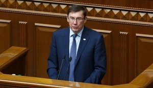 Ukraine's top prosecutor submits resignation letter to president