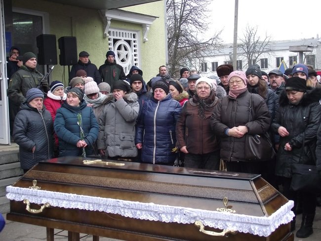 С воином 58-й ОМПБр Антоном Хобой, погибшим 26 января на Донбассе, простились в Шостке 05