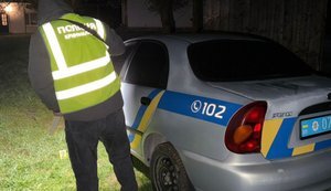Військовий у СЗЧ на підпитку кинувся з ножем на правоохоронців. Йому вистрелили в ногу, він у лікарні, - поліція. ФОТО