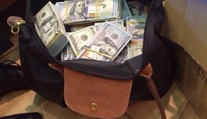 Tax police exposed large network of illegal currency exchange offices. $4 million and 7 million hryvnia seized. PHOTOS