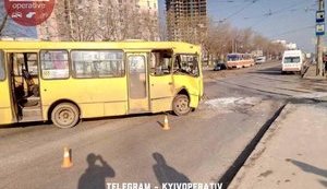 Minibus and tram collided near Chernihivska metro station in Kyiv. PHOTOS
