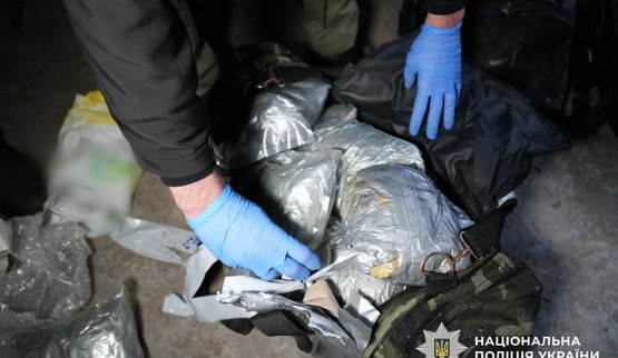 Викрито схему зі збуту психотропів по Україні