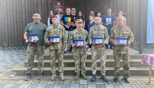 "Історії справжніх". У Холодному Яру нагородили Народних Героїв і презентували книгу – "хрестоматію війни"