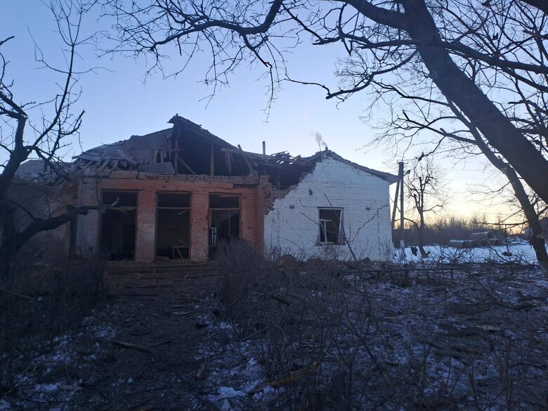 61-year-old woman died as result of Russian strike on village of Velykyi Burluk in Kharkiv region. Two children were injured 02
