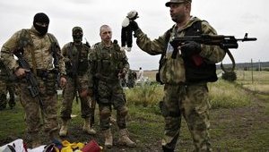 Ukraine rebels destroying all links to MH17 air atrocity
