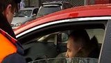 Новшества от ГАИ: Руки на руль, штраф за свет, аварийку и летнюю резину. ВИДЕО.