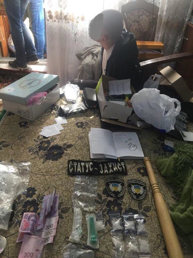 Групу торговців наркотиками викрито на Київщині, - прокуратура 07