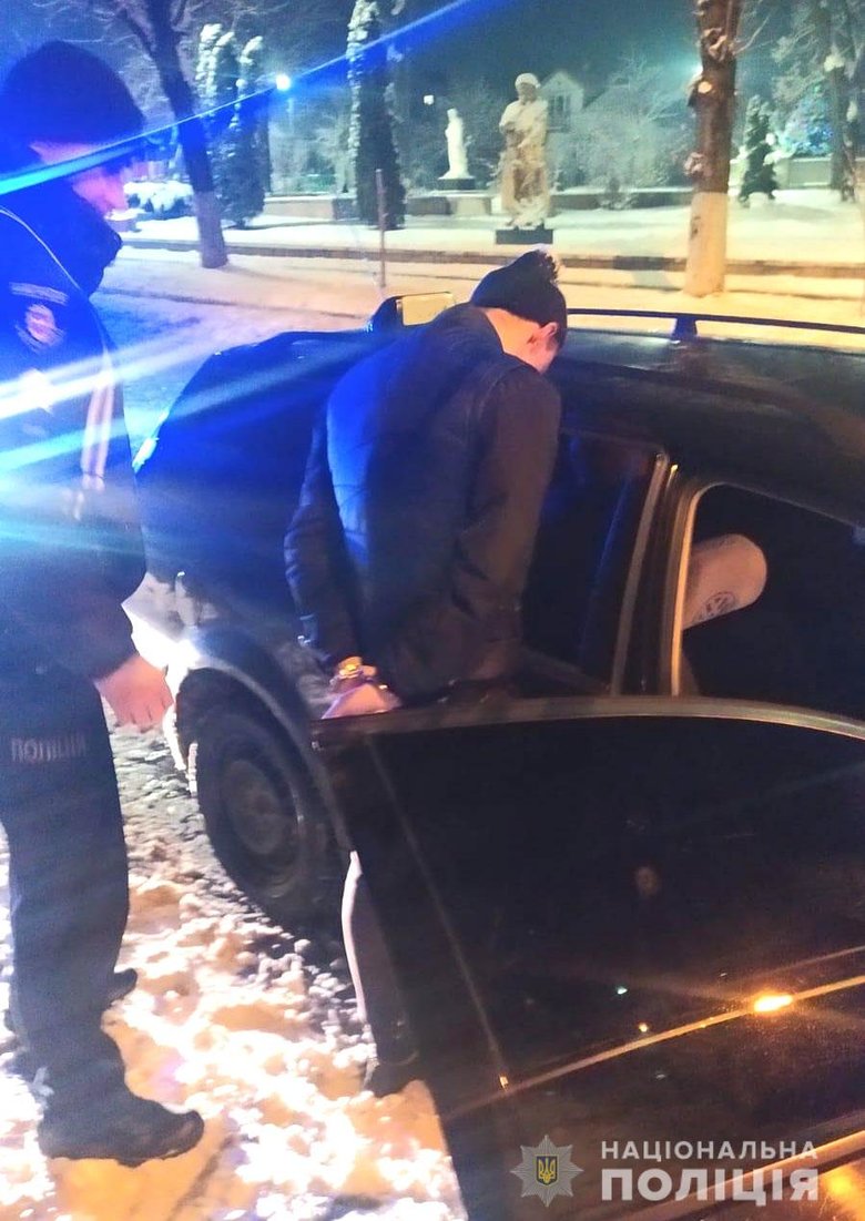 Мошенника, который обворовывал граждан по схеме ваш родственник в больнице, задержали в Ровенской области 01