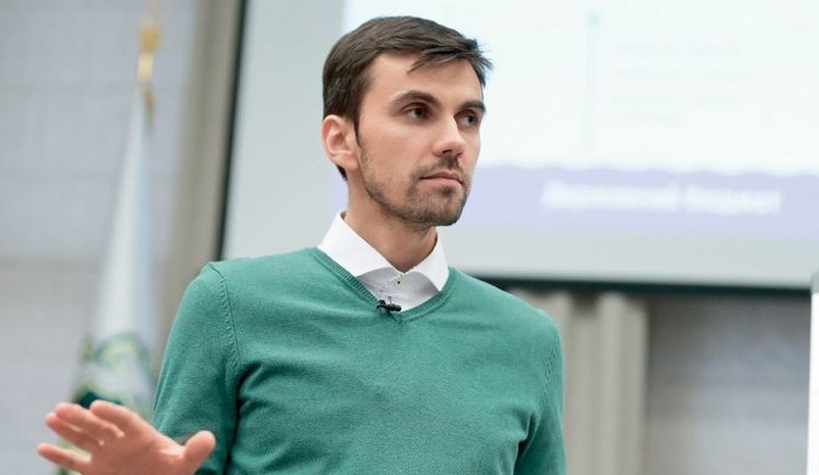 Заступник міністра охорони здоров'я Павло Ковтонюк: "Будь-які захворювання, що впливають на інвалідизацію або життя людини, будуть включені в гарантований пакет послуг"