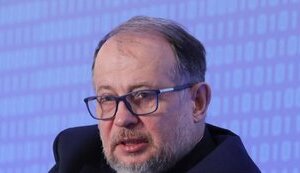 Блокування активів та заборона на операції: Україна ввела санкції проти компаній російських олігархів