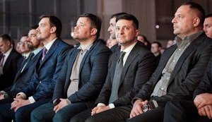 Жодного разу не вимовили слів "країна" та "Україна", натомість часто звучало "не підвести Вову" ​​і "утримати рейтинг Вови", - Мостова про розмови з Богданом, Єрмаком і Гончаруком