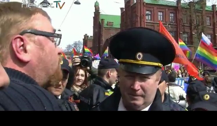 Одиозный депутат Госдумы РФ Милонов обругал первомайское шествие в Петербурге: "Животные! В ГУЛАГ их! Лесбиянки! Педофилы! Бандеровская подстилка!" ВИДЕО