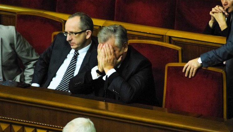 Реакция блогеров на разрыв с ЕС: "ВФ дважды наи#ал страну" и "Ах ты ж еб###й х##!"