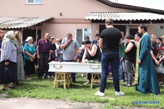 Пятирічного Кирила Тлявова поховали в Переяславі-Хмельницькому 01
