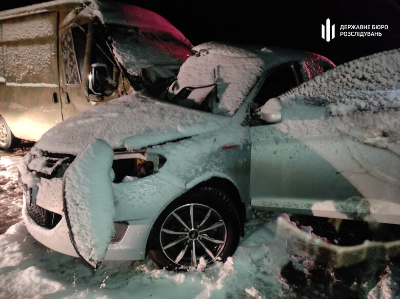У ДТП на Миколаївщині загинула журналістка Олена Левицька та її чоловік Сергій: Легковик зіткнувся із військовим авто, ДБР розпочало розслідування 11