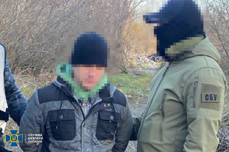 зловмисник встановив розтяжку в центір Києва