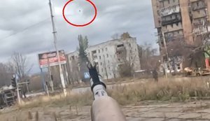 Бійці полку "Луганськ" підбили ворожий FPV-дрон у Костянтинівці. ВIДЕО