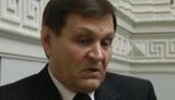 Нардеп, обматеривший начальника луганского ГАИ, предлагает отправить в отставку мэра, которая обозвала журналистку сукой: Это аморально. ВИДЕО.
