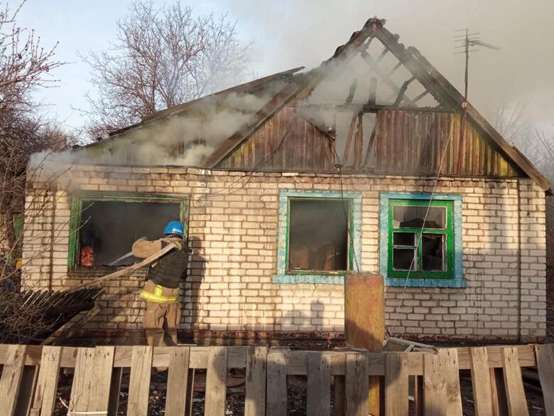 Ніч на Донеччині: ракетний удар по Дружківці та обстріл касетними снарядами Авдіївки 04 Ніч на Донеччині: ракетний удар по Дружківці та обстріл касетними снарядами Авдіївки 04