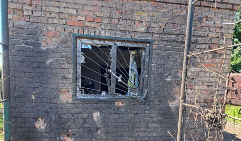Впродовж дня росіяни 15 разів атакували Нікопольщину. Загинуло дві людини, ще двоє поранені
