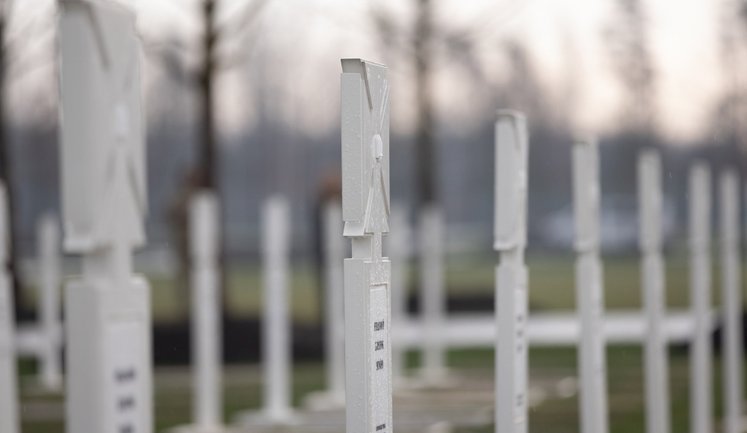 На військовому кладовищі встановлюватимуть кенотафи для зниклих безвісти захисників