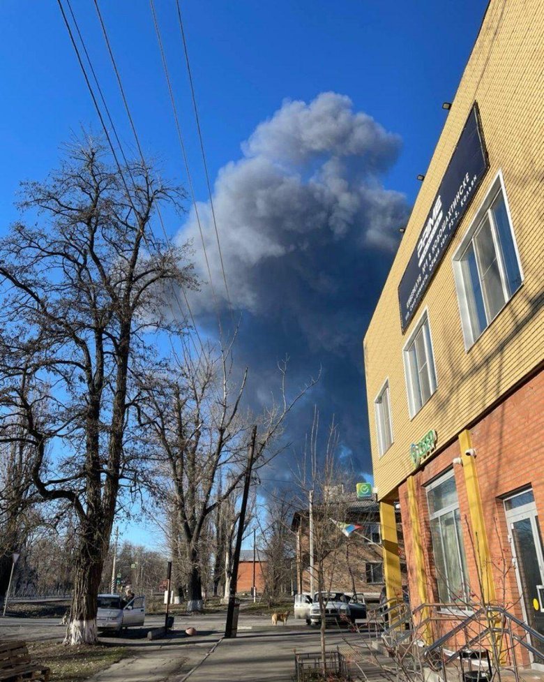 Атака дронів на Новошахтинський завод нафтопродуктів