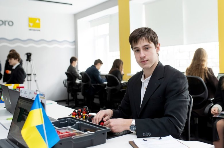 "Інтерпайп" побудував у Дніпрі 20 освітніх просторів разом із міською владою