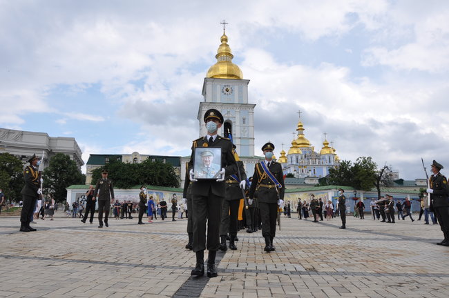 С умершим ветераном ОУН-УПА и дивизии Галичина Орестом Васкулом простились в Киеве 60