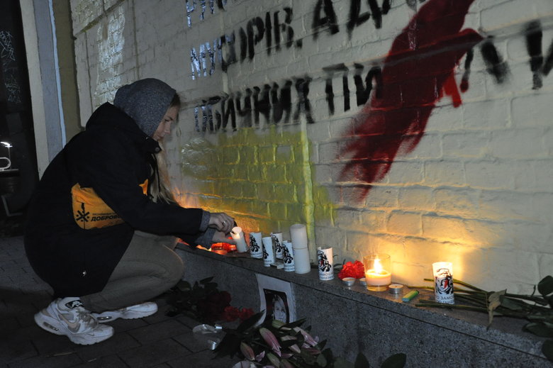 Акція памяті Катерини Гандзюк відбулася на Поштовій площі у Києві 02 Акція памяті Катерини Гандзюк відбулася на Поштовій площі у Києві 02
