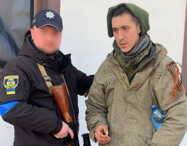 На Київщині правоохоронці затримали російського кулеметника та диверсанта, - поліція 01