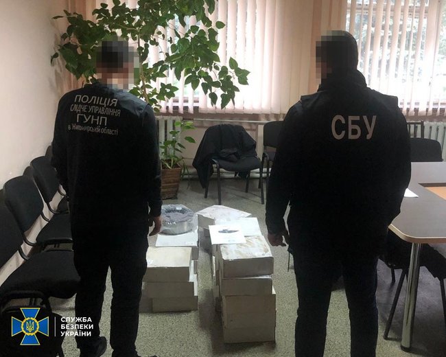 Чиновники бронетанкового завода на Житомирщине злоупотребляли госсредствами при выполнении оборонного заказа, - контрразведка СБУ 01