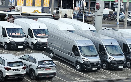 В Україні на чверть зросли продажі нових комерційних авто: популярні марки березня
