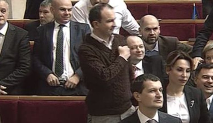 Рада сняла с должности главу антикоррупционного комитета