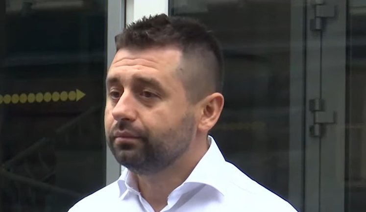 Мы требуем, чтобы его немедленно освободили, - Арахамия выступил в поддержку Саакашвили. ВИДЕО