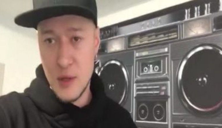 Фронтмен группы "Бумбокс" Хлывнюк поддержал подозреваемого в деле об убийстве Шеремета Антоненко. ВИДЕО