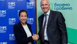 "Приватбанк" підписав дві угоди з IFC на $120 мільйонів
