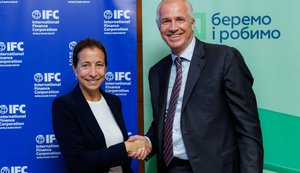 "Приватбанк" підписав дві угоди з IFC на $120 мільйонів. Це допоможе українському бізнесу вийти на нові ринки