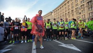 Сьогодні в центрі Києва перекриють рух через марафон. СХЕМА