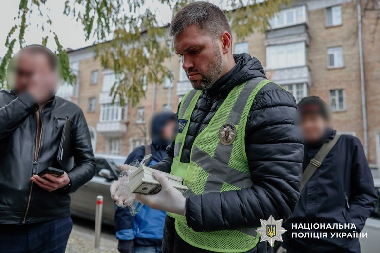 Шахраї видавали себе за брата Єрмака. Що відомо?