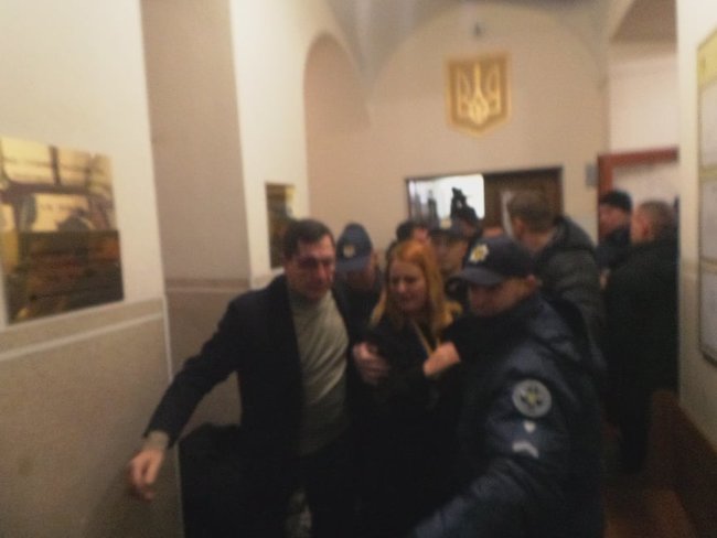 Судья Вовк - непредвзятый, отвода не будет, - решение суда 02