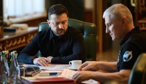 Удари по об’єктах в РФ: Зеленський заслухав доповідь ГУР