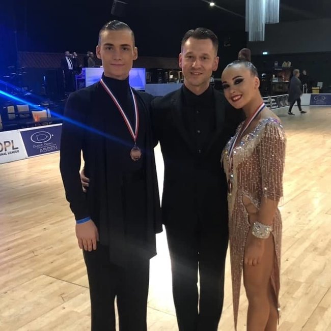 Ukrainian dancer Hryhorchuk gets on track in US 03